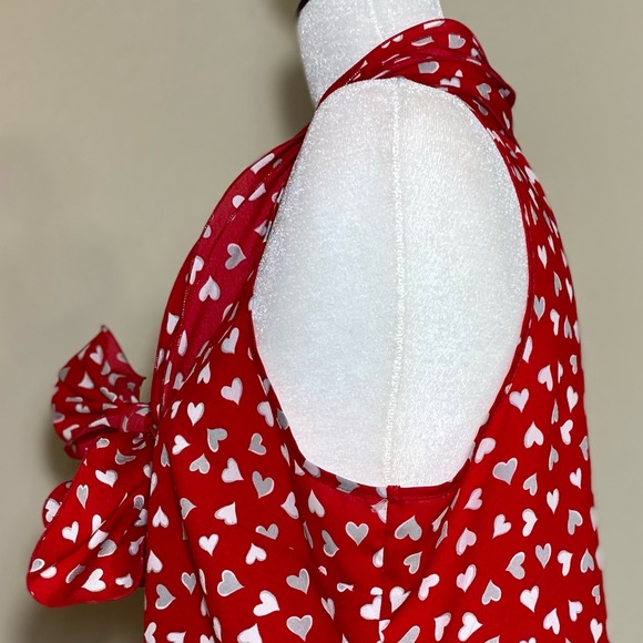 Blouse Red and White Love Hearts Valentines festive top - Picture 7 of 16
